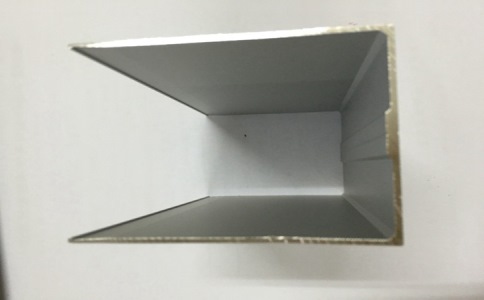 硅巖凈化板的使用壽命和磨損程度有何關(guān)系？（硅巖凈化板磨損程度對(duì)使用壽命的影響有多大？）